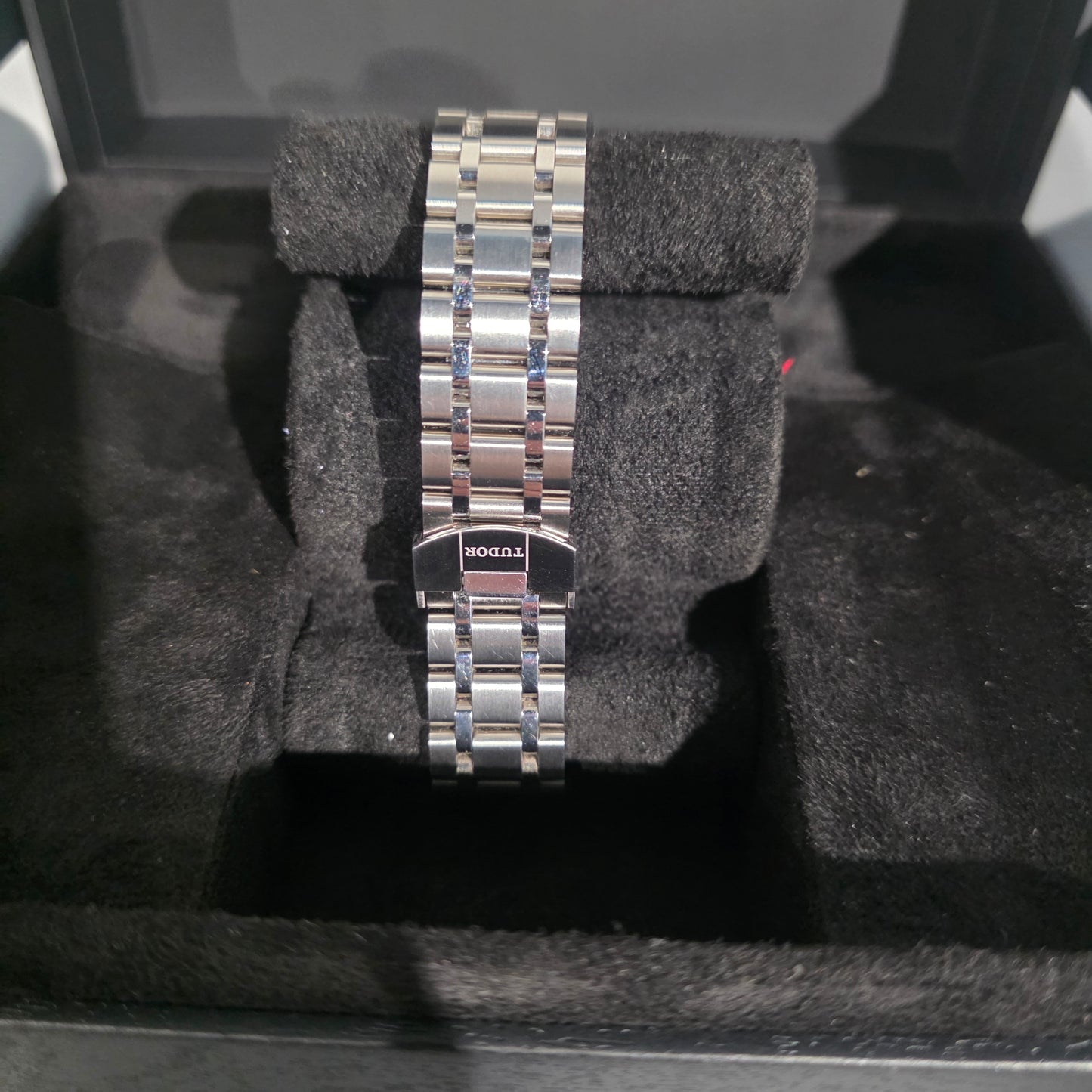 TUDOR Royal 41 mm acier, référence M28600-0001