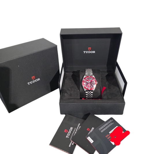 Tudor Black Bay 58 Burgundy Neuve