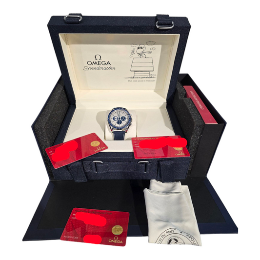 Omega Speedmaster '' silver snoopy award " neuve 2025