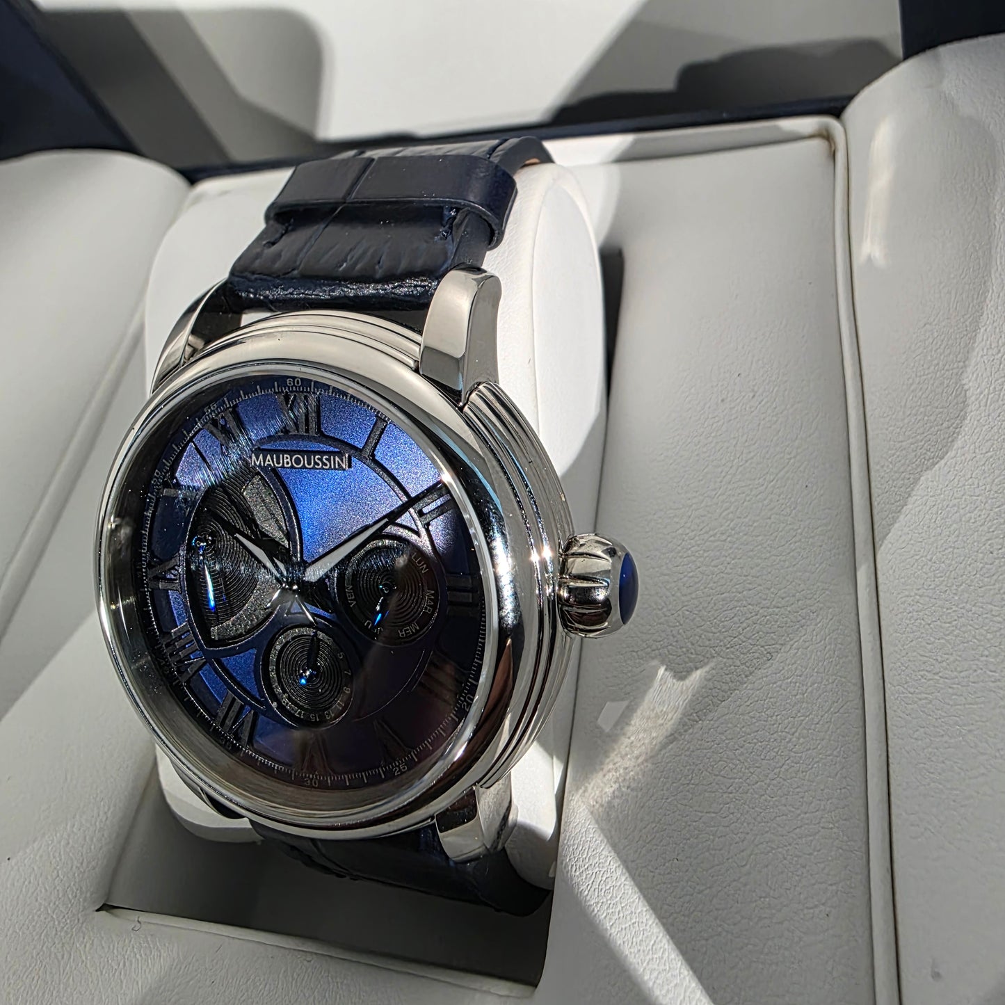 MAUBOUSSIN AUTOMATIQUE 40MM