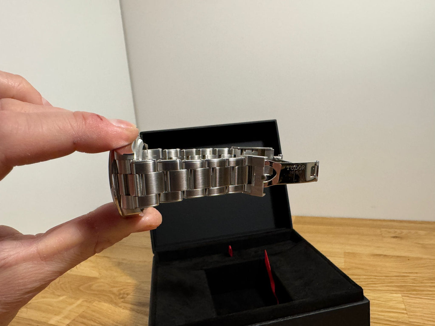 Tudor Black Bay Pro - Édition Escadron Héliporté Alpilles (58 ex.) - 2025 - Full set