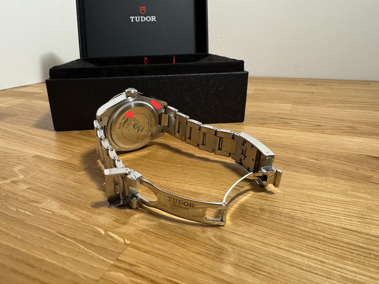 Tudor Black Bay Pro - Édition Escadron Héliporté Alpilles (58 ex.) - 2025 - Full set